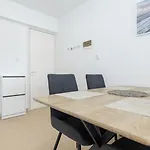 Apartment Celine